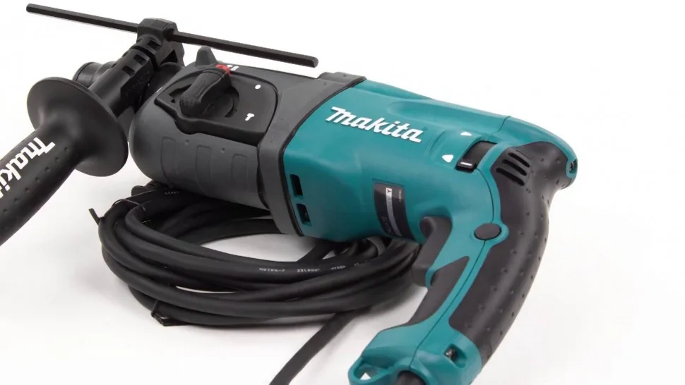 Перфоратор Makita HR 2470