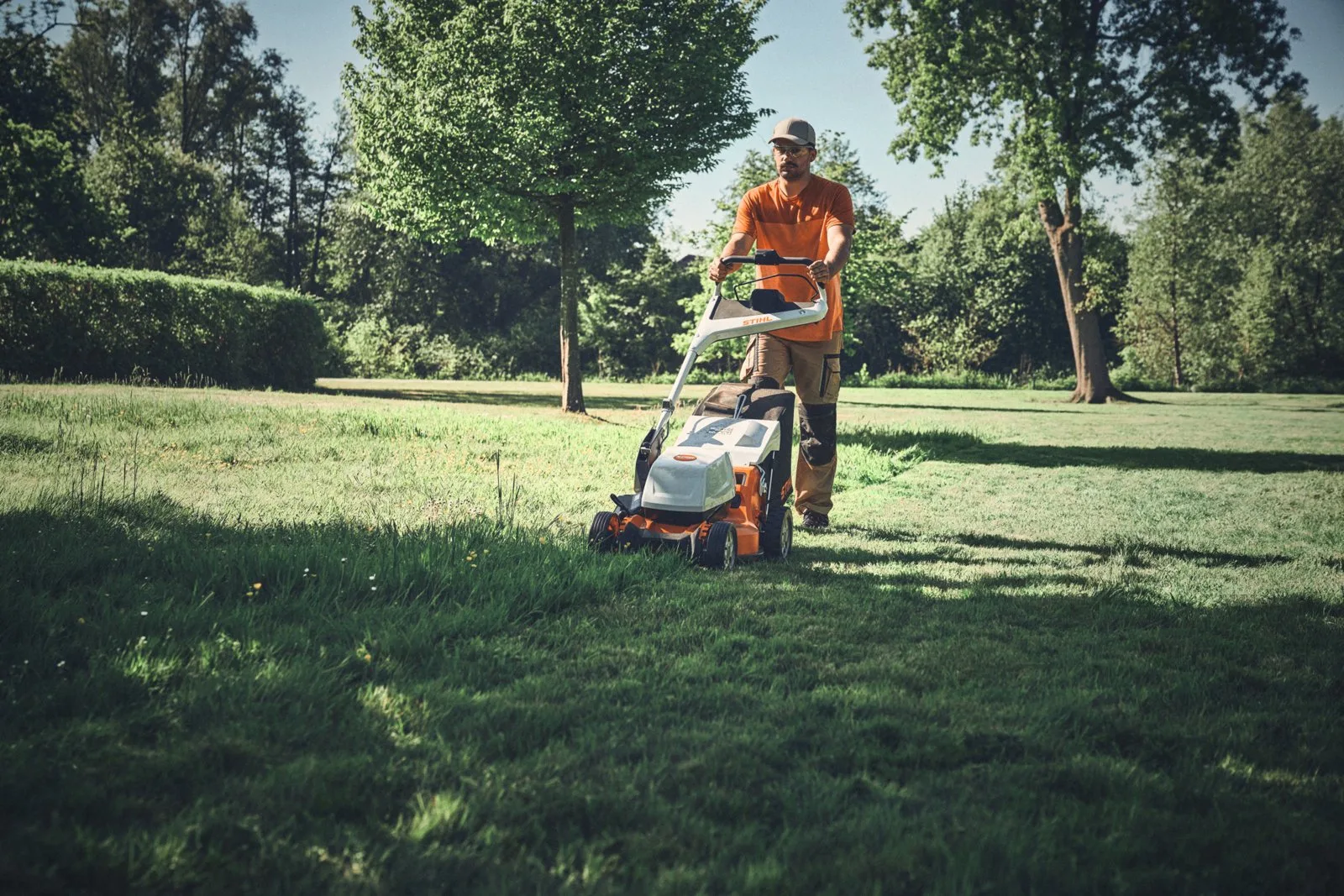 Аккумуляторная газонокосилка STIHL RMA 750 V — фото производителя