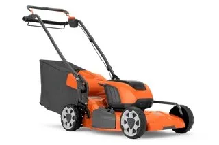 Аккумуляторная газонокосилка Husqvarna LC 251iS