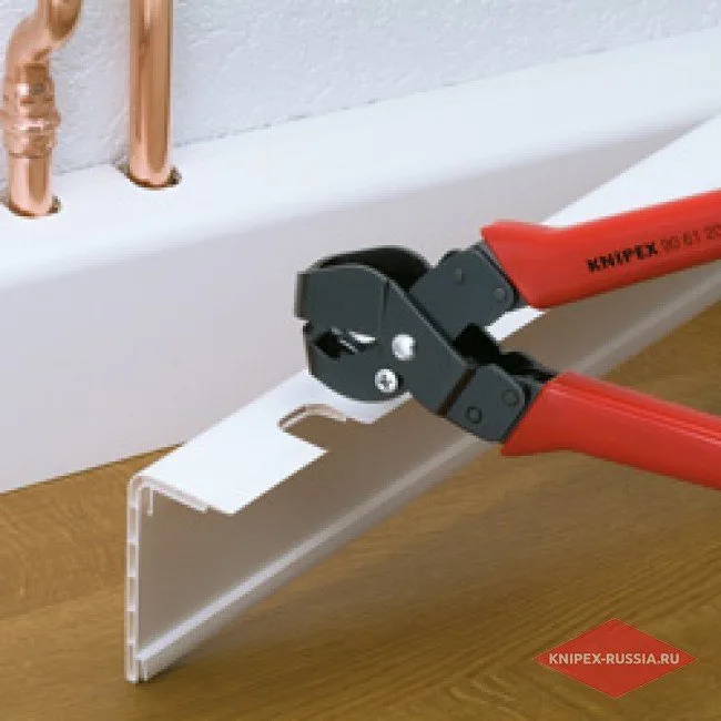 Клещи высечные для пластмассовых коробов Knipex KN-906120 — фото производителя