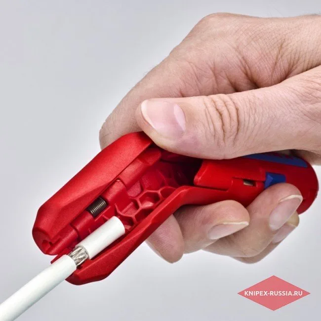Универсальный инструмент для удаления оболочки для правшей Knipex KN-169501SB — фото производителя