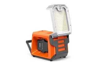 Аккумуляторный прожектор Husqvarna WL 8i without battery and charger — фото производителя