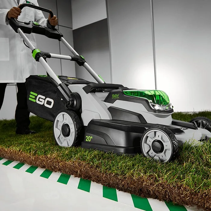Аккумуляторная газонокосилка EGO LM2000-S — фото производителя