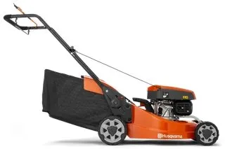 Самоходная газонокосилка Husqvarna LC 247S — фото производителя