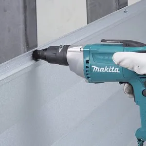 Аккумуляторная отвертка для гипсокартона Makita FS2500 — фото производителя