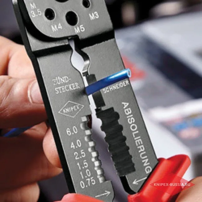 Клещи зажимные для опрессовки Knipex KN-9721215C — фото производителя