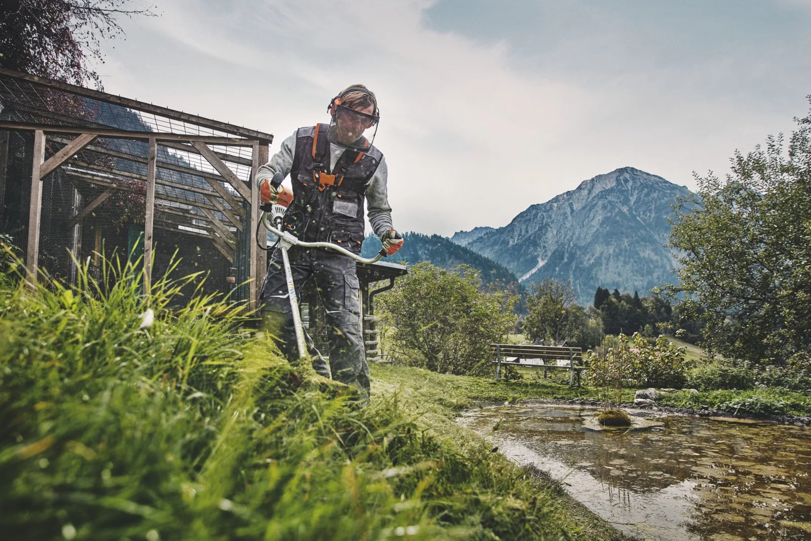 Бензиновая мотокоса STIHL FS 131 — фото производителя