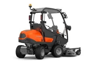 Фронтальная райдерная газонокосилка Husqvarna P 525DX with cabin — фото производителя