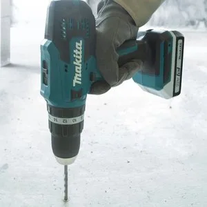 Аккумуляторная ударная дрель-шуруповерт Makita HP488DZ — фото производителя