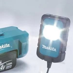 Аккумуляторный светильник Makita DML803 — фото производителя