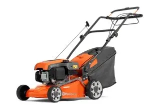 Самоходная газонокосилка Husqvarna LC 140SP — фото производителя