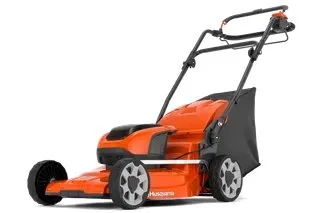 Аккумуляторная газонокосилка Husqvarna LC 142iS with battery and charger — фото производителя