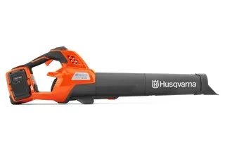 Аккумуляторная воздуходувка Husqvarna 230iB with battery and charger — фото производителя