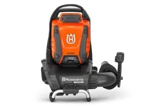 Аккумуляторная воздуходувка Husqvarna 550iBTX — фото производителя